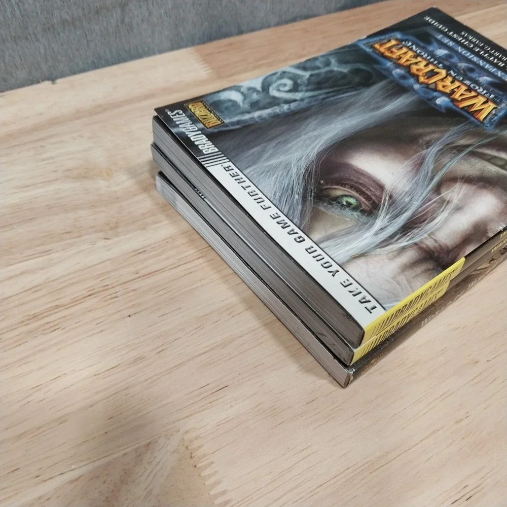 BradyGames Warcraft III & World of Warcraft Strategy Guide Lot 3
